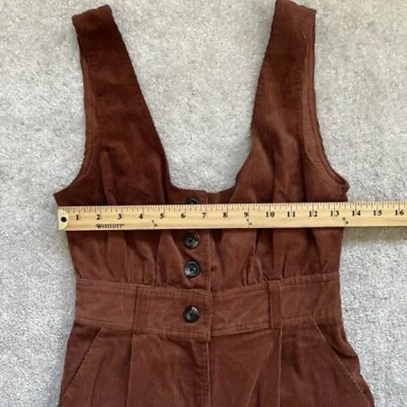 Urban Outfitters Brown Jumpsuit - Picture 3 of 11